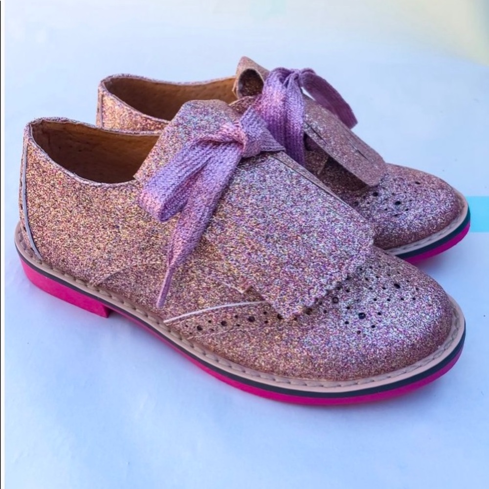 6th & Madison Pink Colorful Glitter Brouge